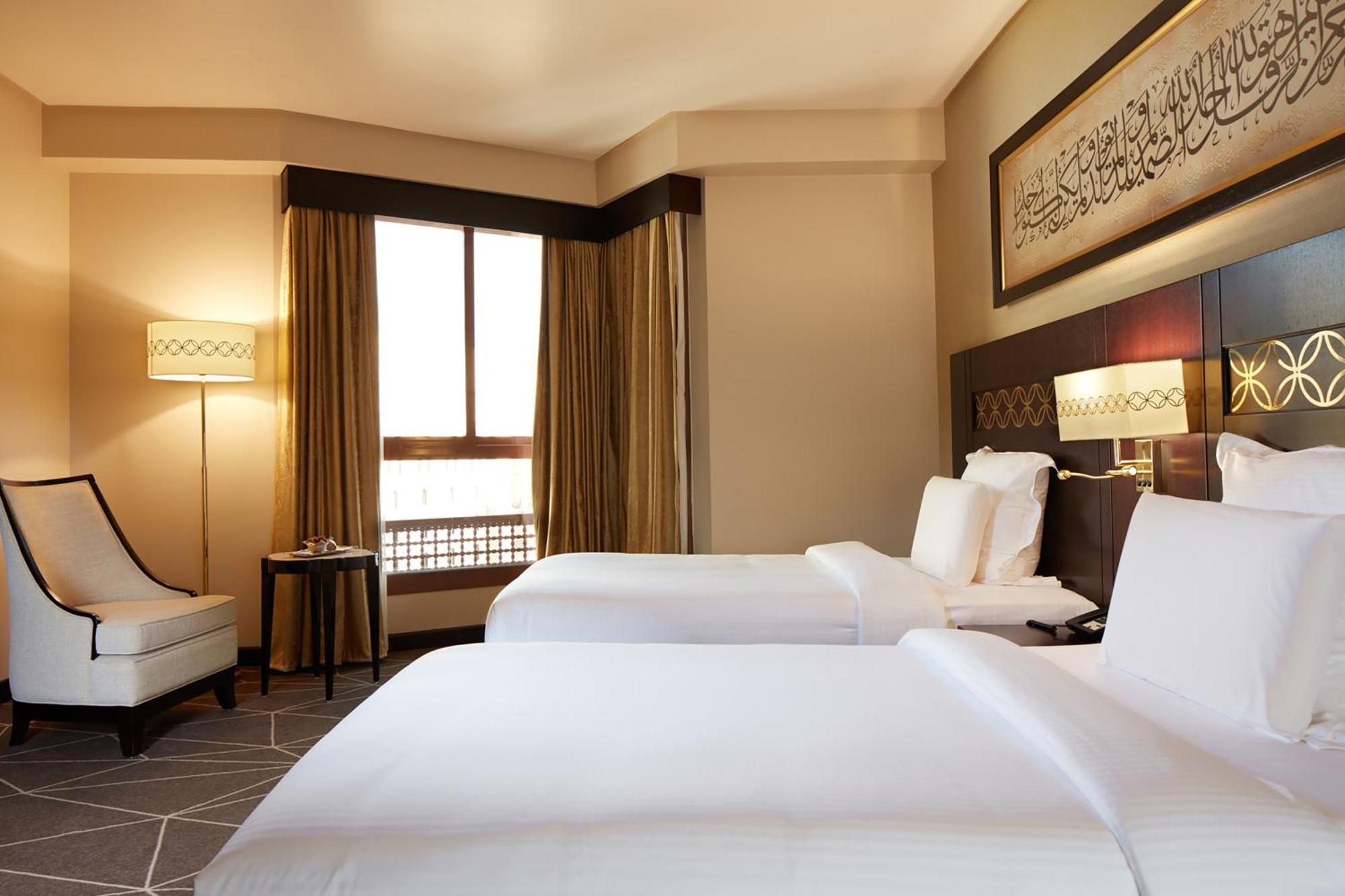 Готель Pullman Zamzam Madina Medina Екстер'єр фото